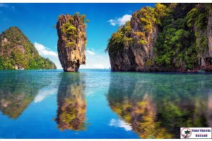 JAMES BOND ISLAND